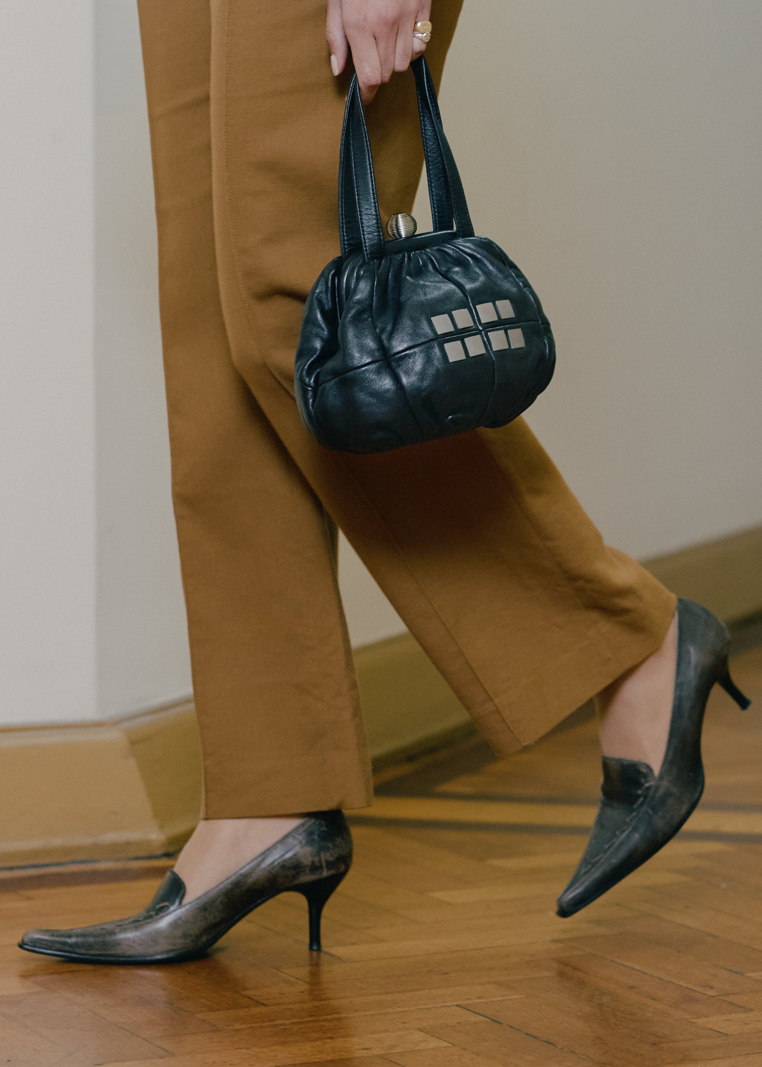 VINTAGE HEELS